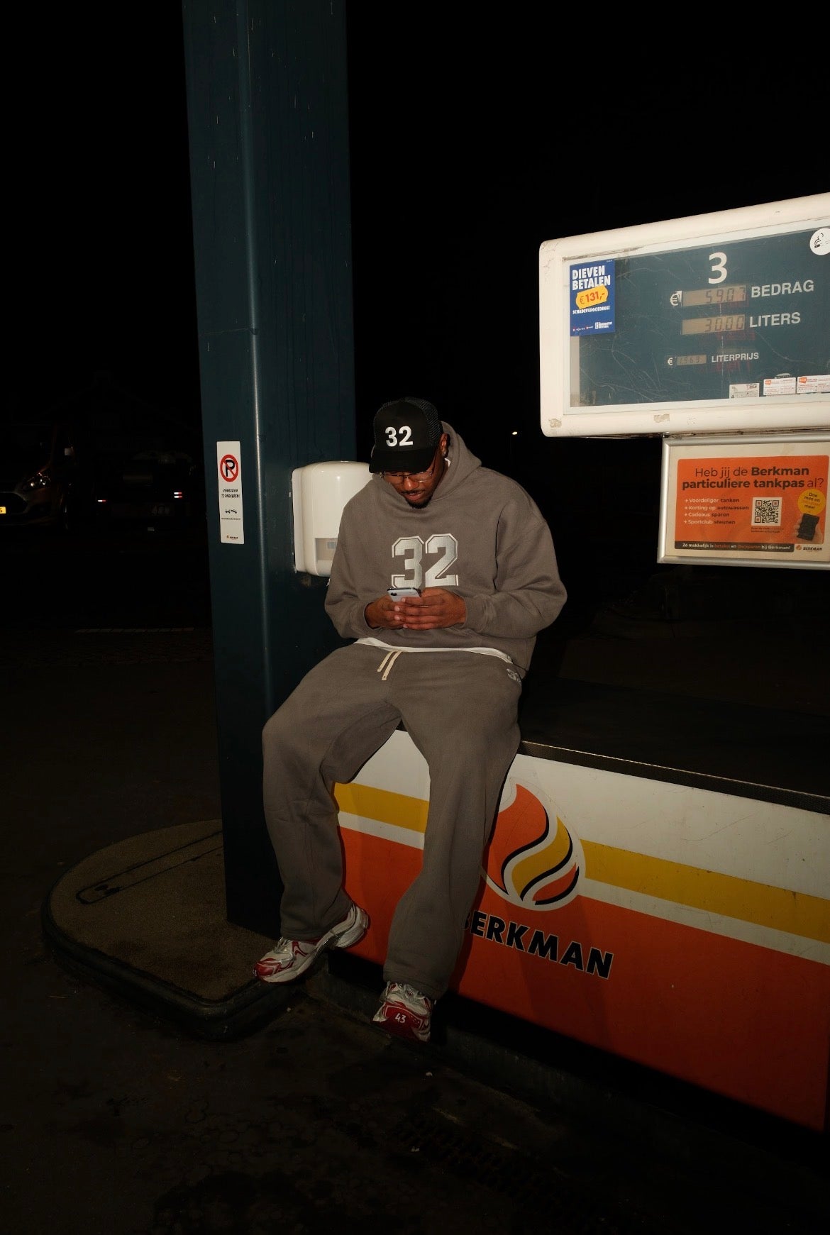 Thirty-Two Essentials grey