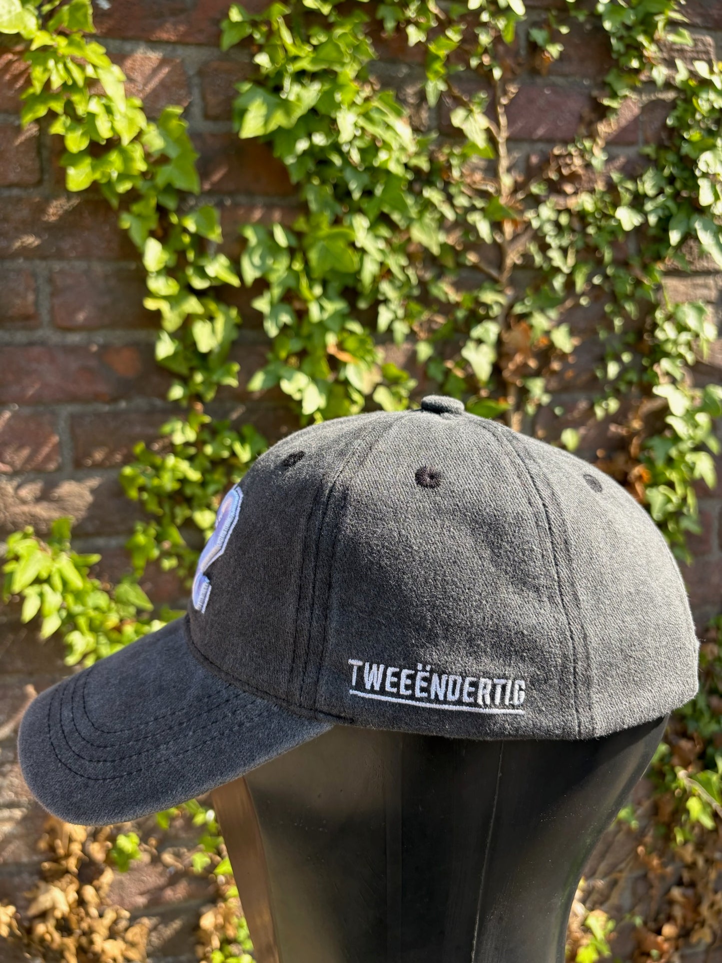 Adult 32-vintage cap